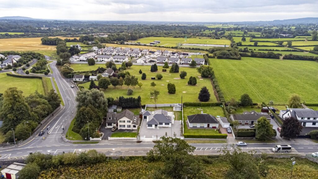 13-040 - Adare - V94 P9EV - DJI_0379